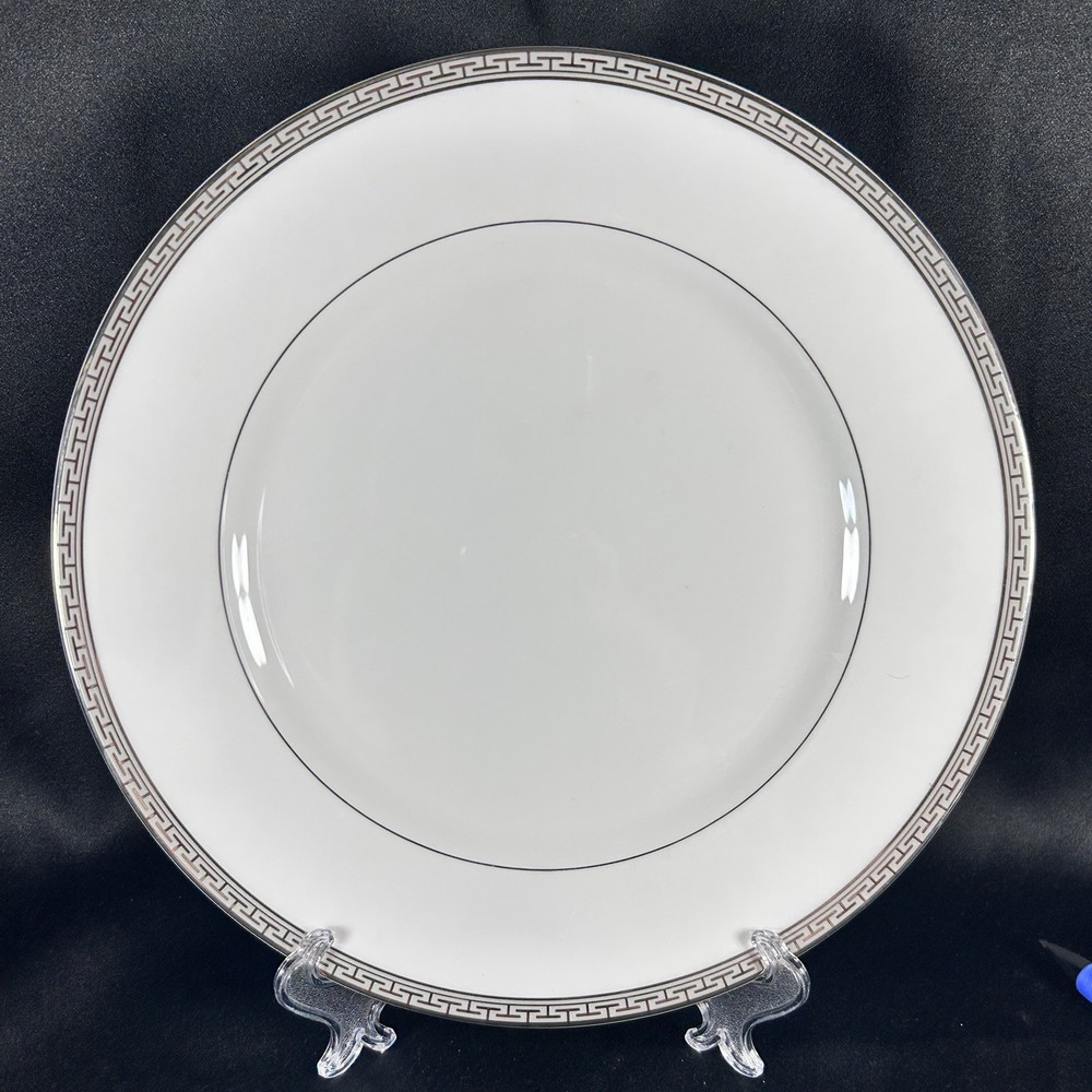 Royal Worcester Corinth Platinum Dinner Plate