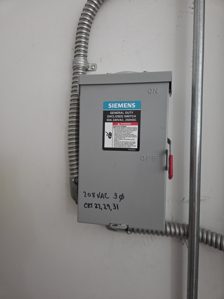 Bradford White Commercial Water Heater, 50 Gallon, 208v / 3 Phase