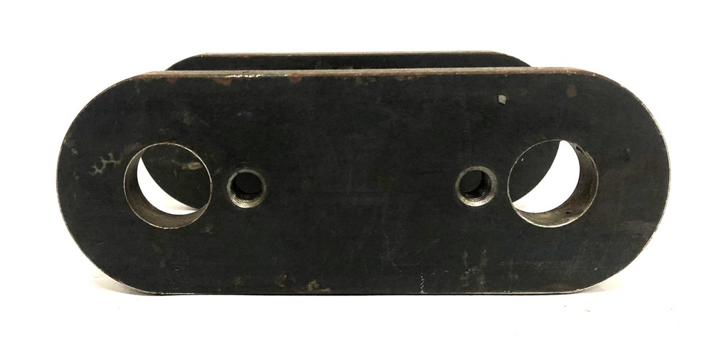 Capacity Trucks Inc Front Structure Spring Shackle 103493 NOS