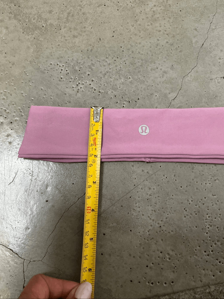 Lululemon Fly Away Tamer Headband