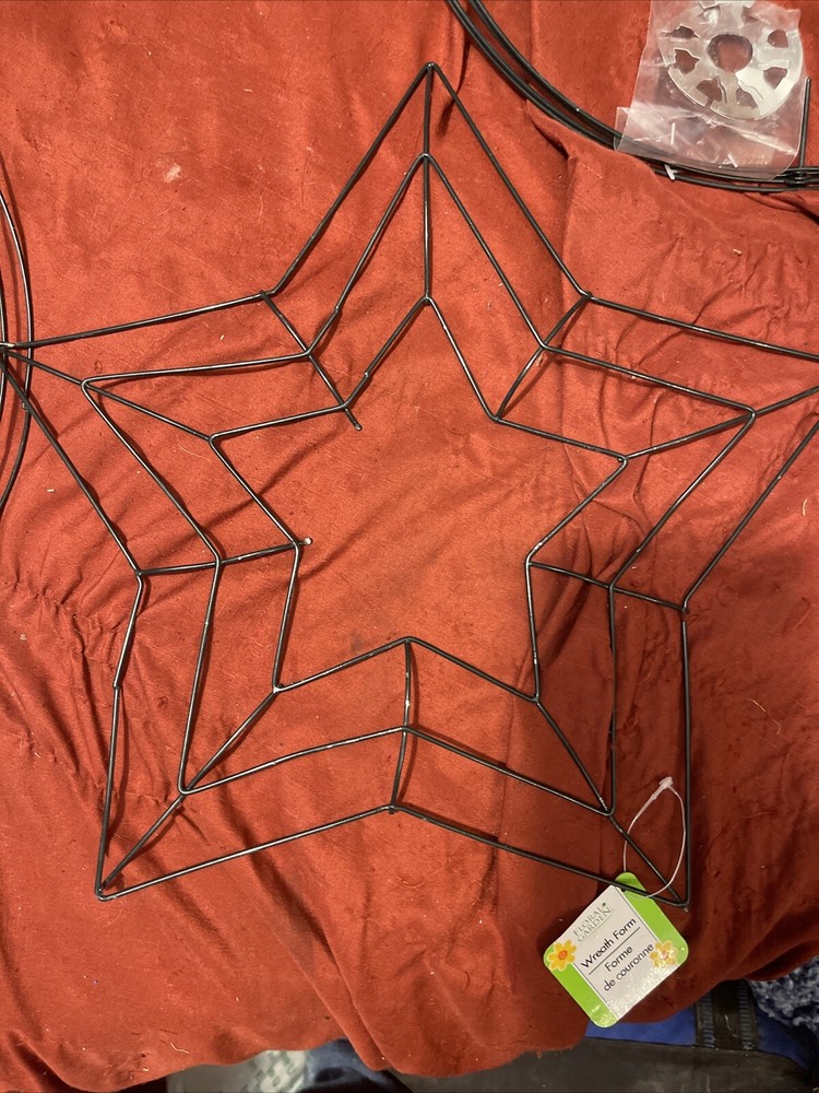 WIRE DIY WREATH Form Three 14”Frames 1 Star Frame, & One 3D 14” Frame All New