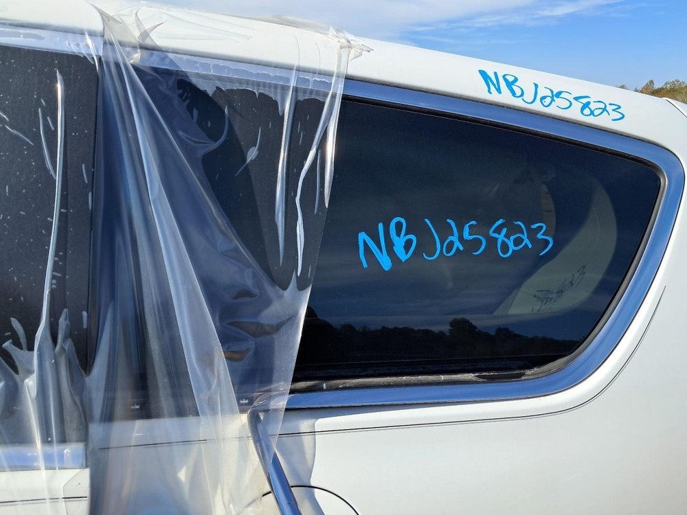 Fuse Box Engine Compartment Fits 17 PACIFICA 4837439