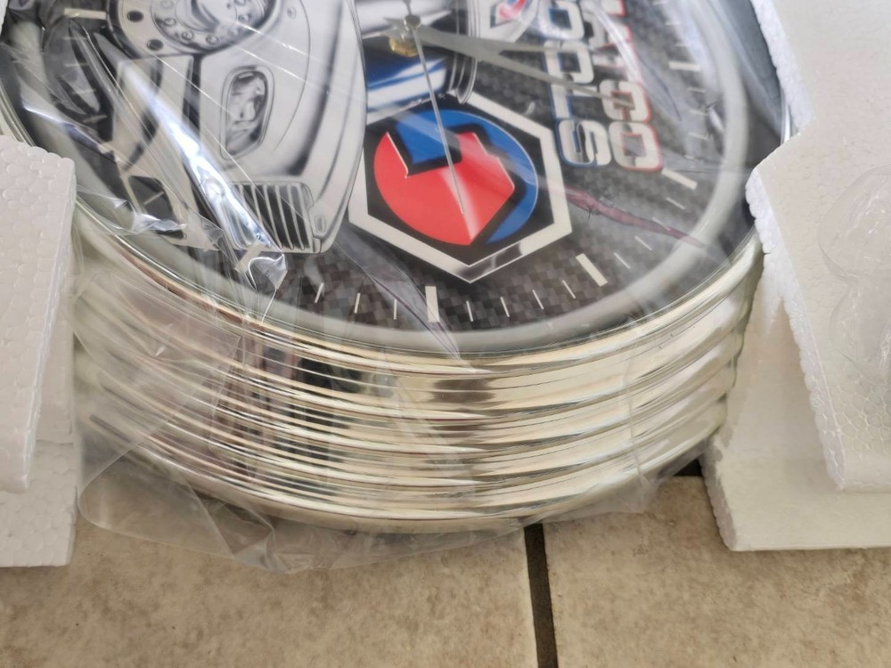 Matco Tools Semi Truck Wall Neon Clock MTCWALLCLOCK