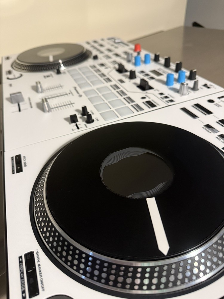 Pioneer DJ DDJ-REV7 Double Deck Controller