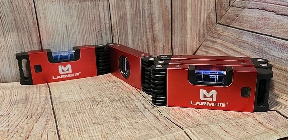 Multi-Function LARMEIL Foldable Level Measuring Tool, 28 Inch Folding Level