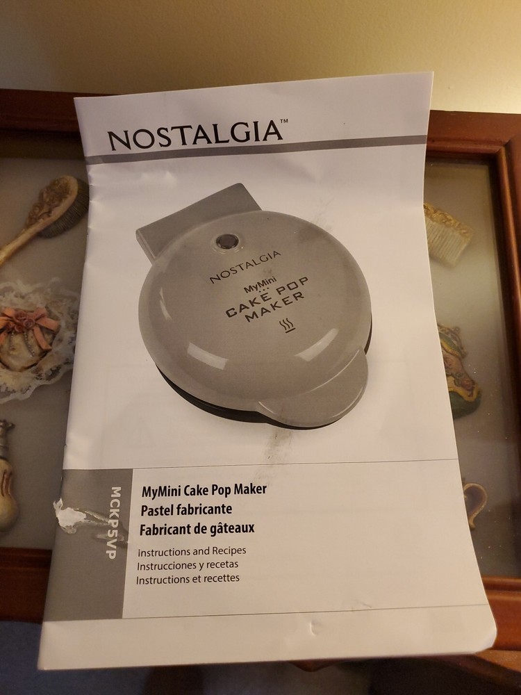 Nostalgia My Mini Cake Pop Maker