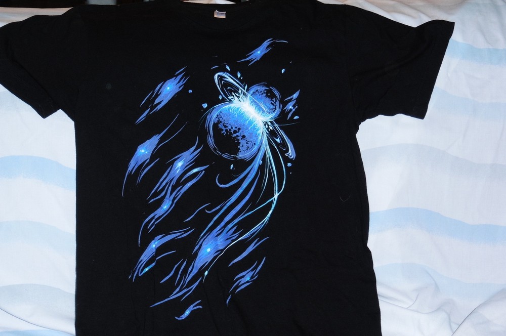 “When Planets Collide” T-Shirt Great Space Image (M)