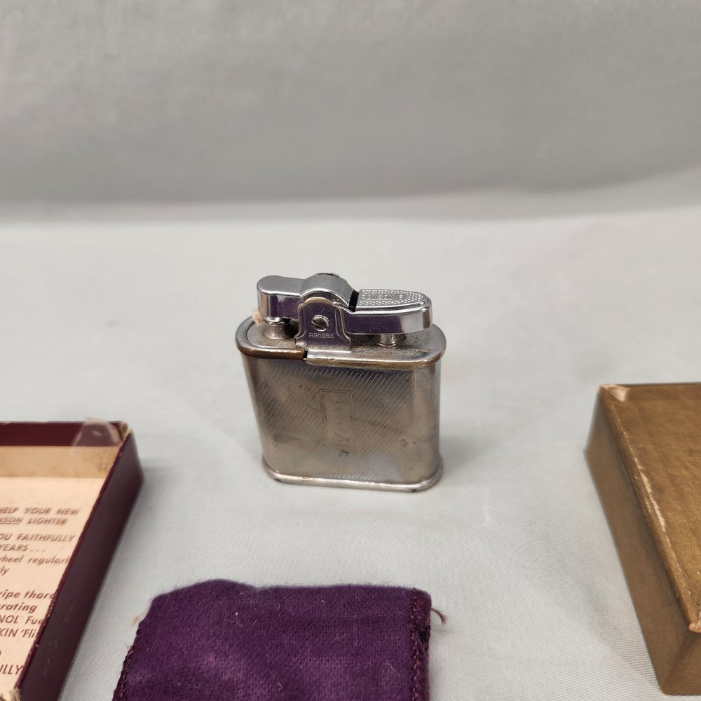 Vintage Ronson Whirlwind Lighter Silver Tone With Box