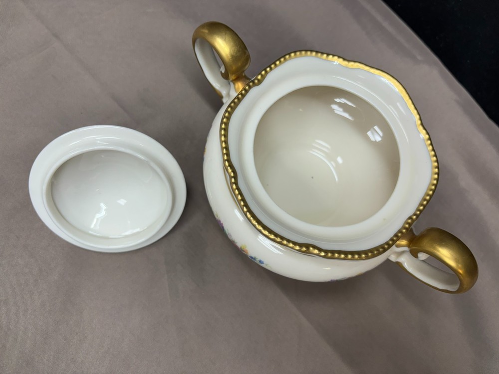 Castleton "CASTLETON ROSE" USA ~ Sugar Bowl w/Lid