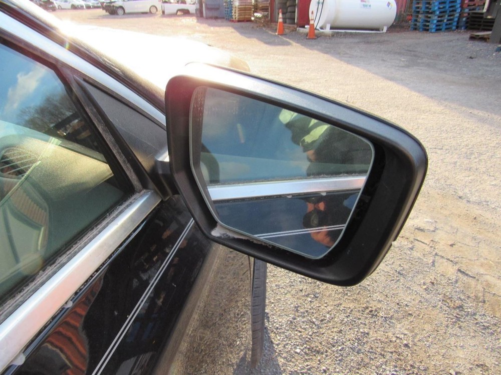 IMPALA 2018 Glove Box 1012372