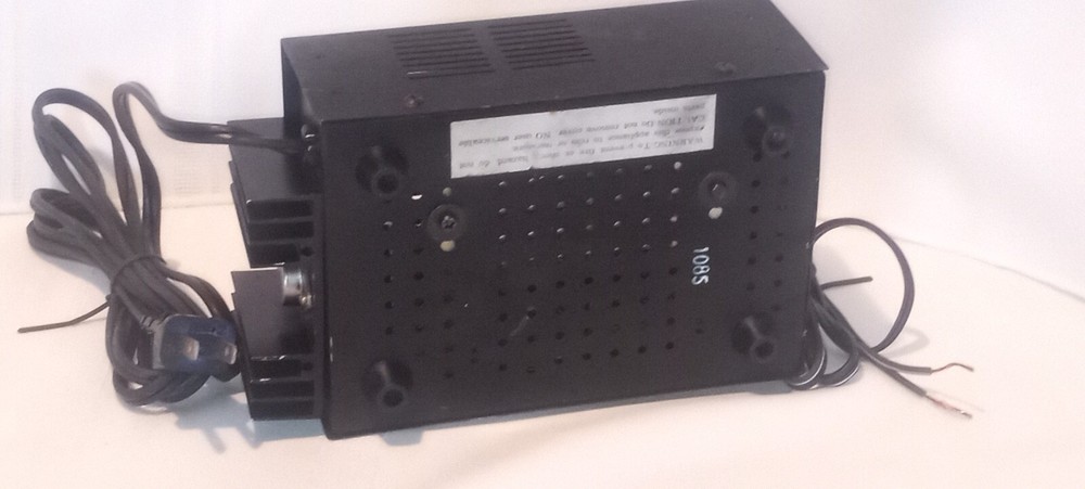 MAGNUM-ROAM X BETH MD SOLID STATE REGULATED POWER SUPPLY; WORKS GREAT!