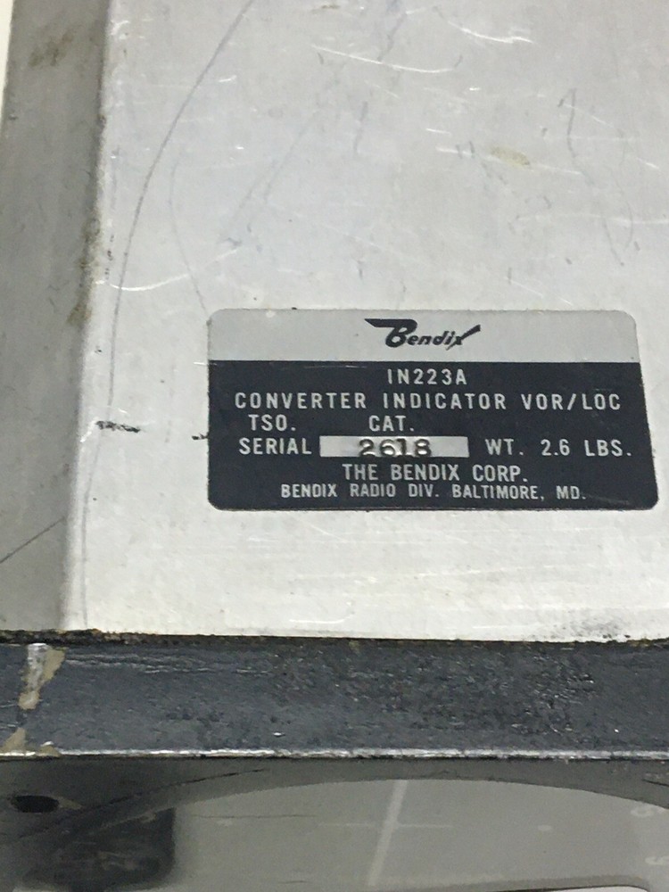 Bendix IN-223A VOR-LOC Convertor Indicator