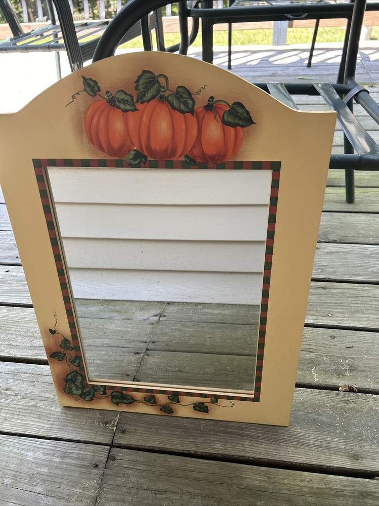 Hanging decorative fall mirror with pumpkins (nd)