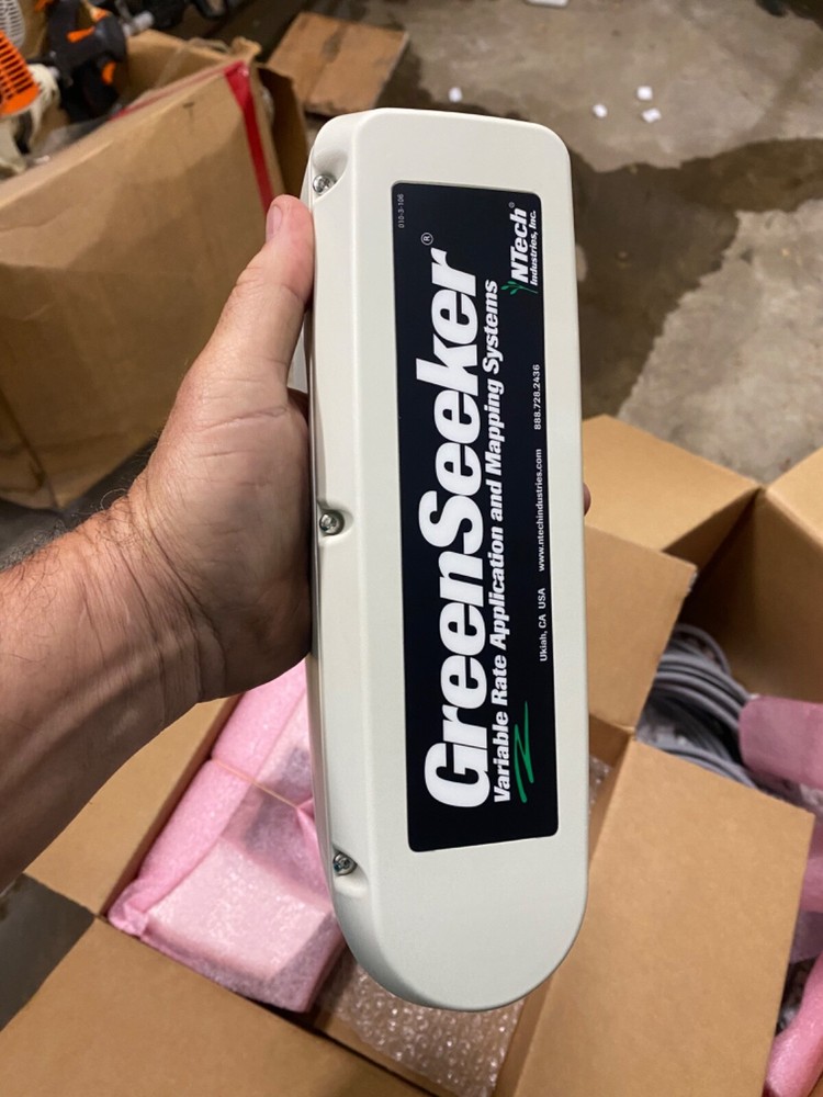 Trimble Greenseeker RT200 variable rate application and mapping system