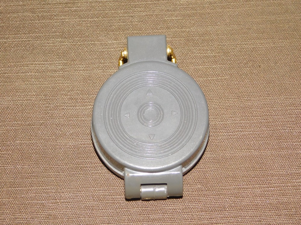 VINTAGE PLASTIC COLEMAN ENGINEER LENSATIC COMPASS