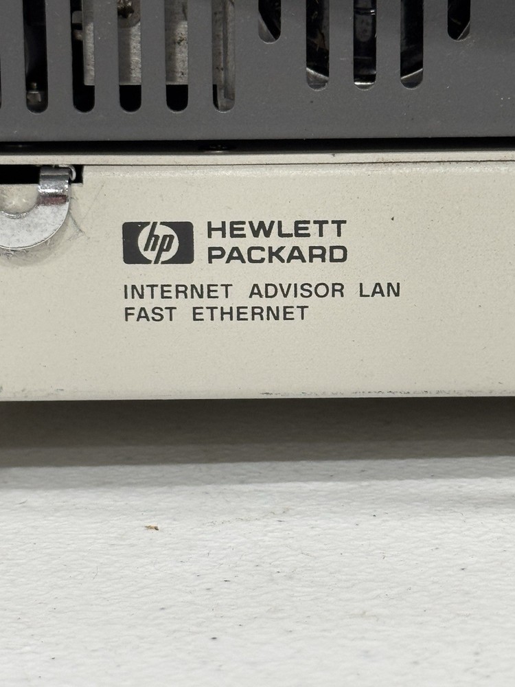 HP Agilent WAN Advisor Internet Advisor Protocol Analyzer Computer Laptop J2300E