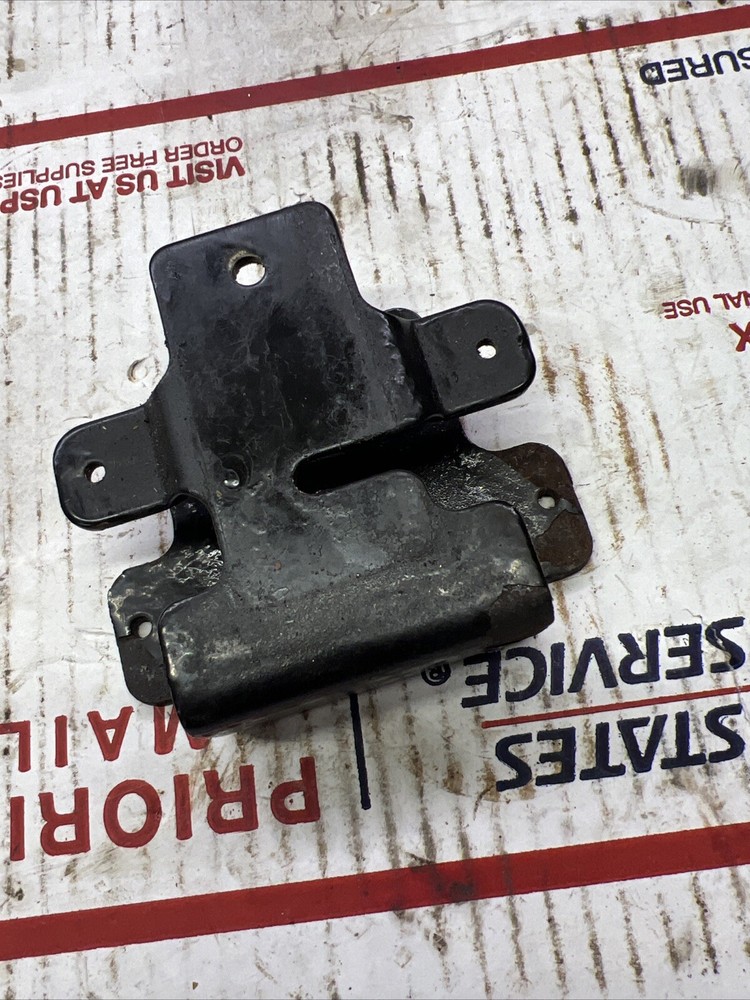 Mercruiser thunderbolt V ignition module mount bracket