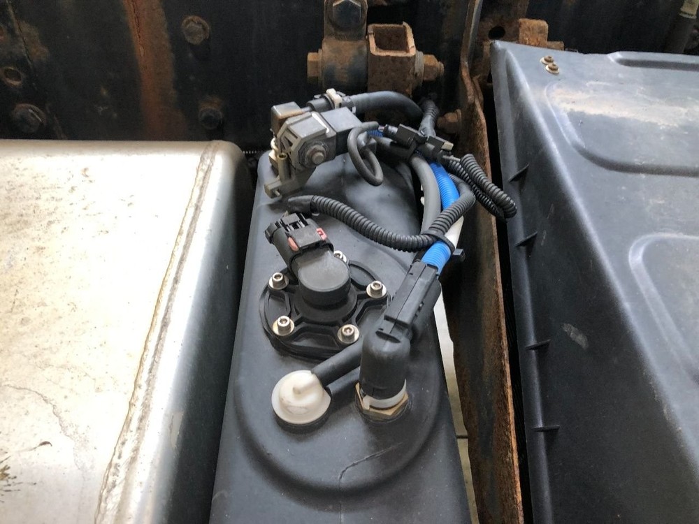 Freightliner M2 106 Left/Driver DEF Sensor - Used