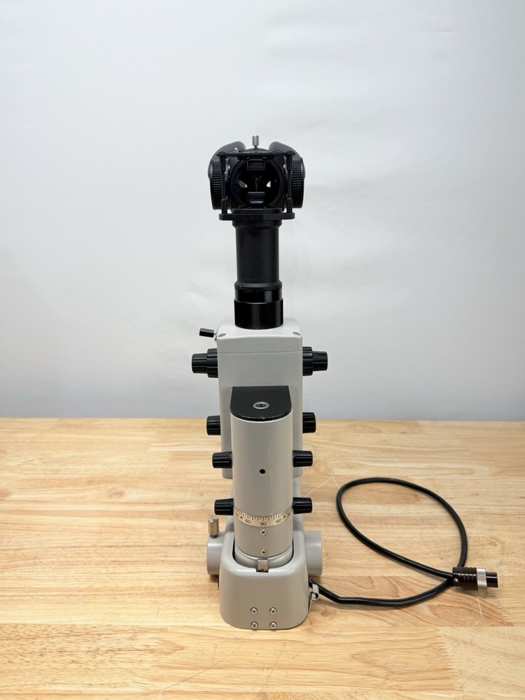 Nidek SL-1600 Slit Lamp