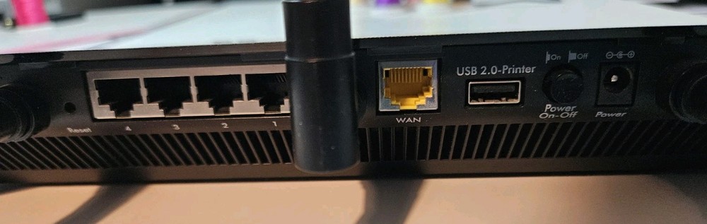 Netgear AC1750 smart wifi router