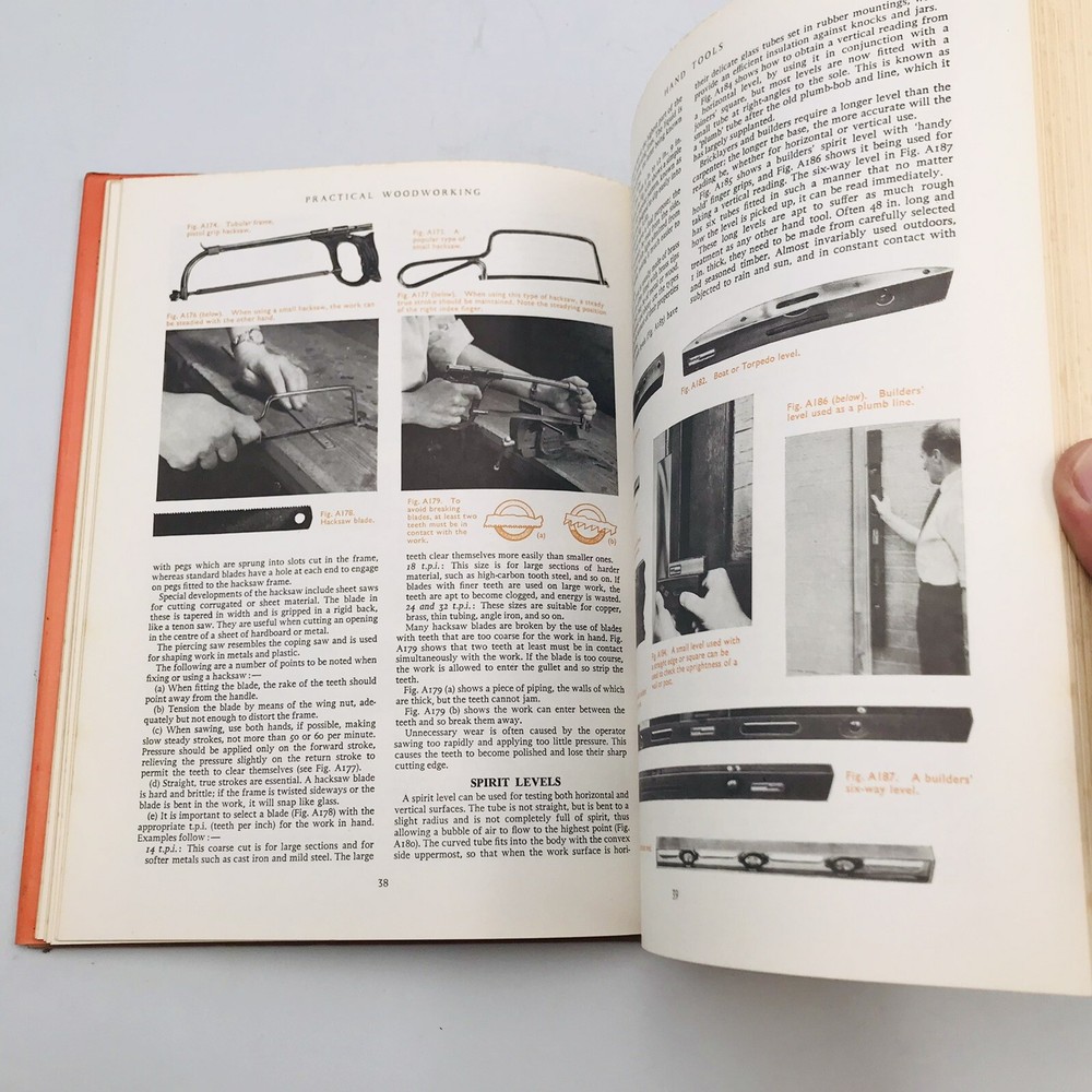 VTG 1974 Practical Woodworking Guide to Tools Materials Methods Hamlyn Publ
