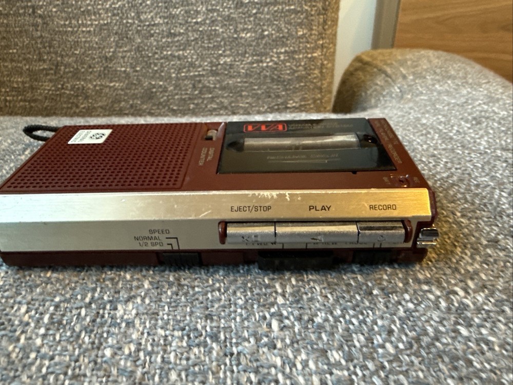 2 Microcassette Recorders. Panasonic And General Electric. Parts Read.￼