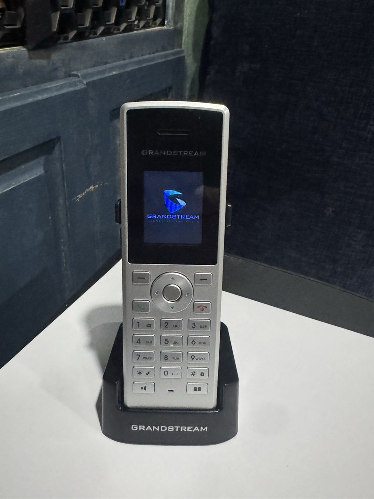 Grandstream GS-WP810 Wireless IP Phone - Silver