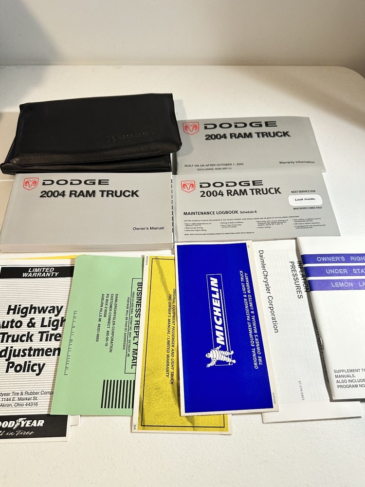 2004 Dodge Ram Truck Owner's Manual Set