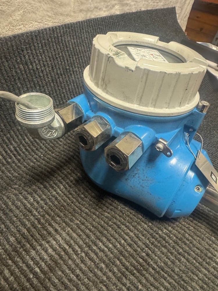 Endress Hauser Flow Meter T Mass 300 Great Condition!