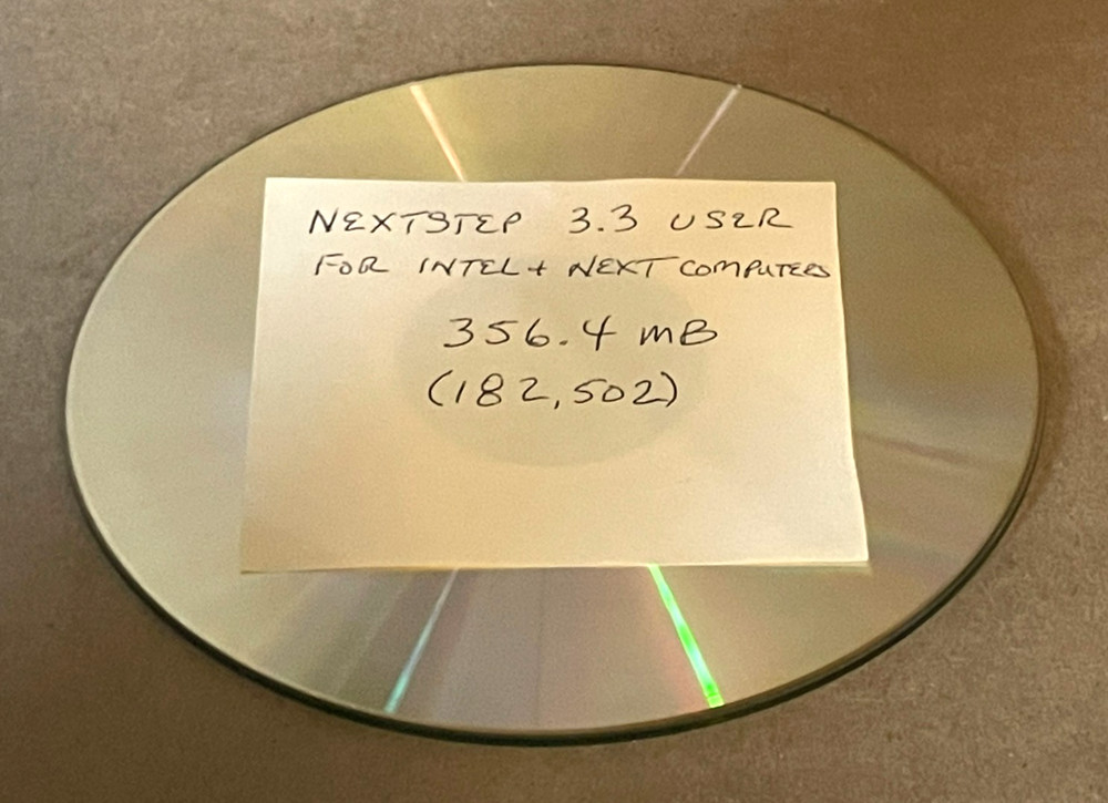 NextStep CD 3.3 User for Intel + Next Computers 356.4 MB 182.502