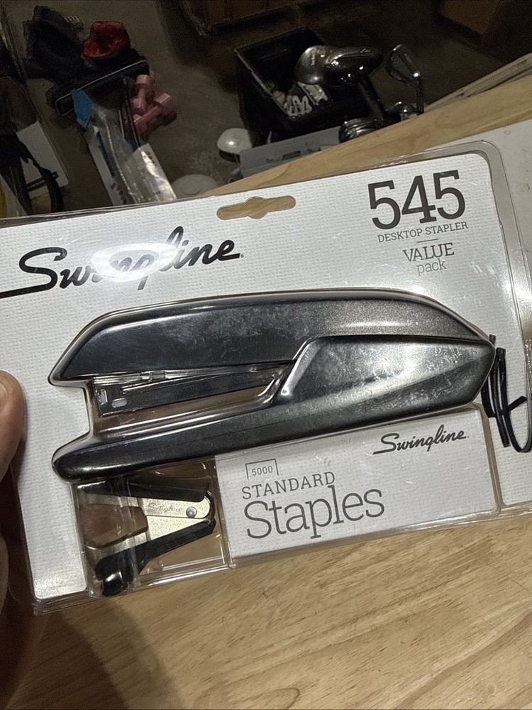 SWINGLINE 545 DESKTOP STAPLER VALUE PACK - NEW