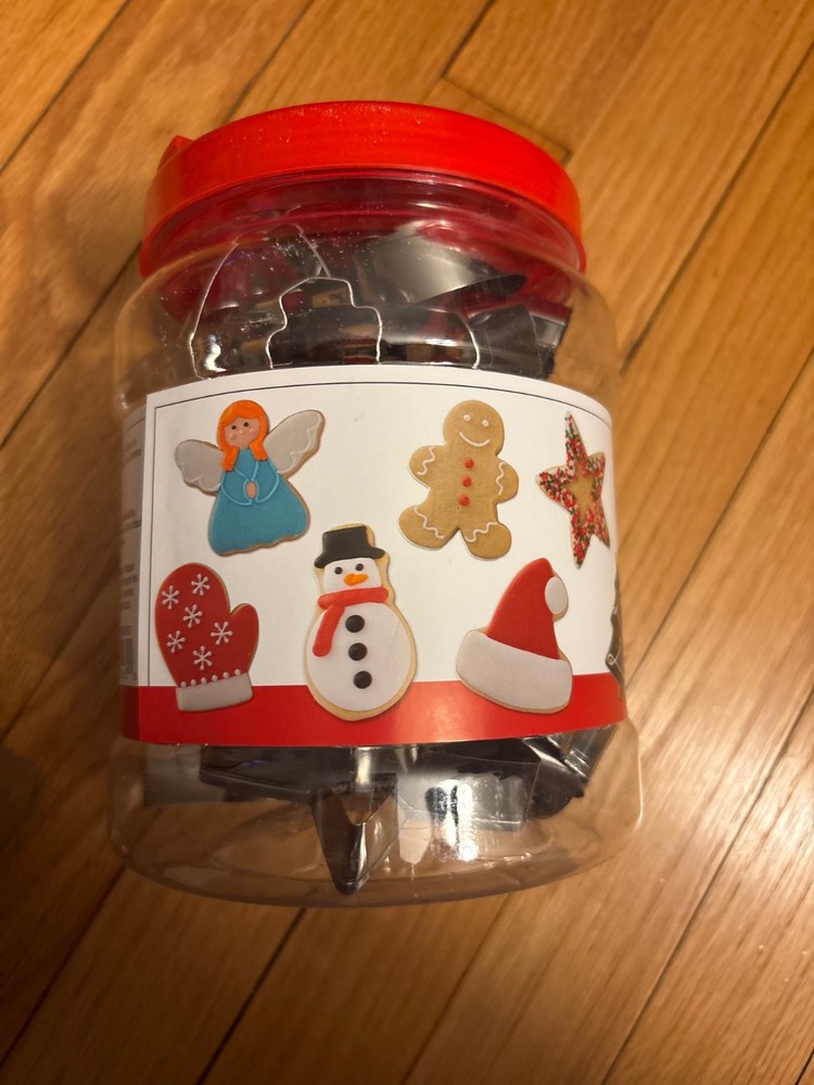 Cookie Cutter Bucket Set by Makery™