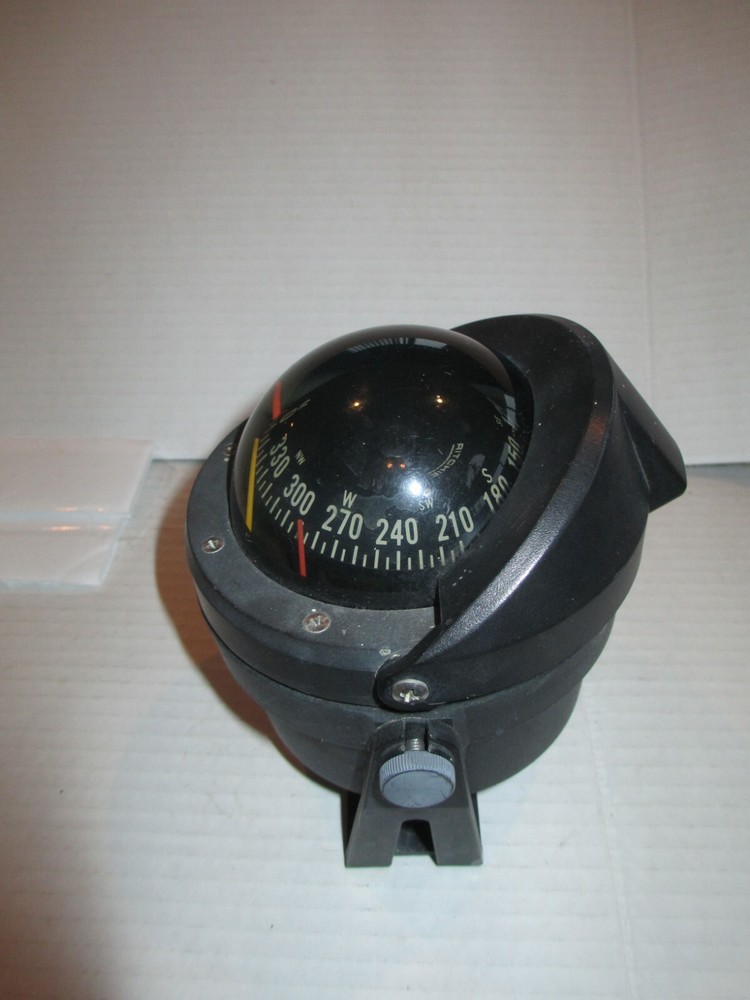 Ritchie B-81 Marine Boat Compass with Mounting Bracket                       C19