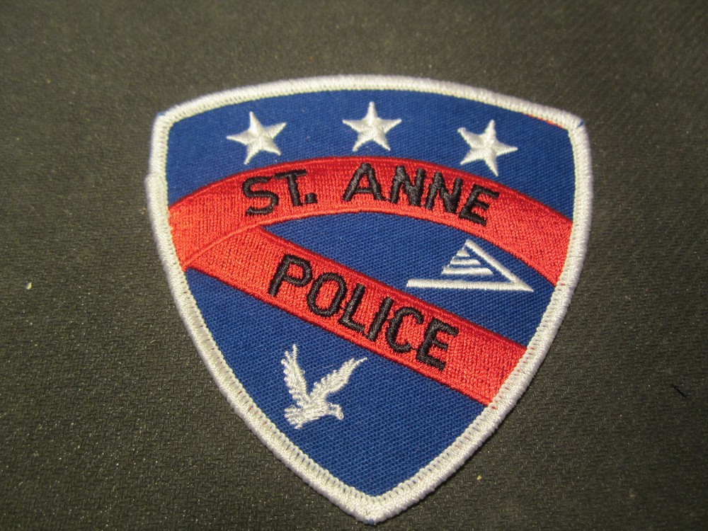 ST. ANNE IL  POLICE PATCH