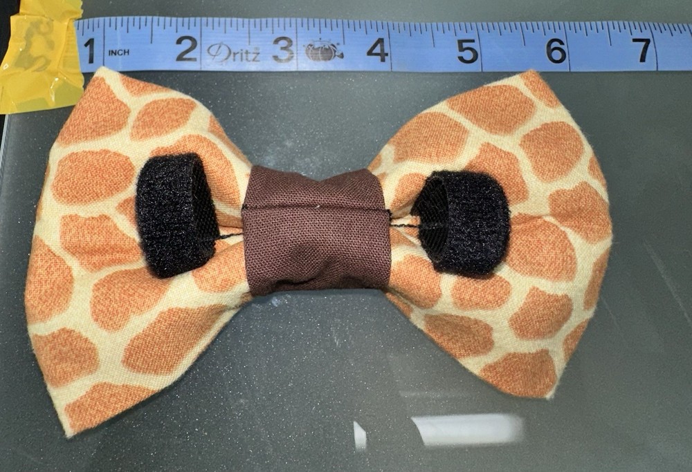 Handmade Over The Collar Bow Bundle #1 (giraffe Print Pattern) - New