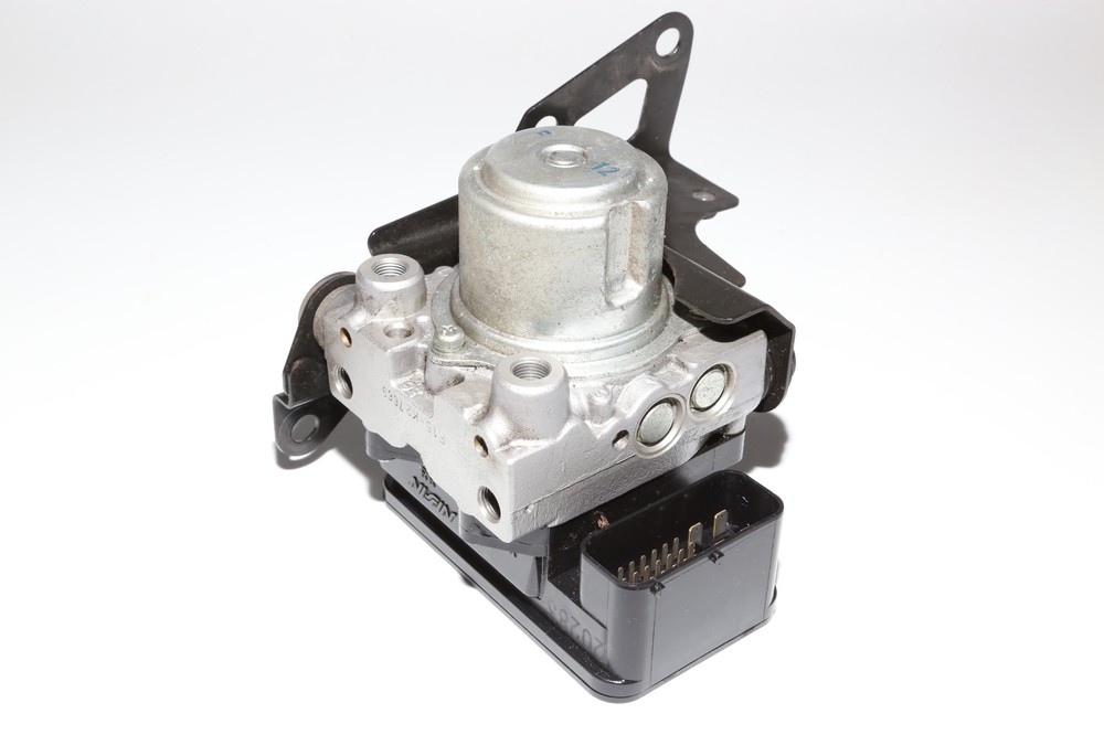 2007 Triumph Sprint St 1050 Abs Abs Pump Unit Module OEM