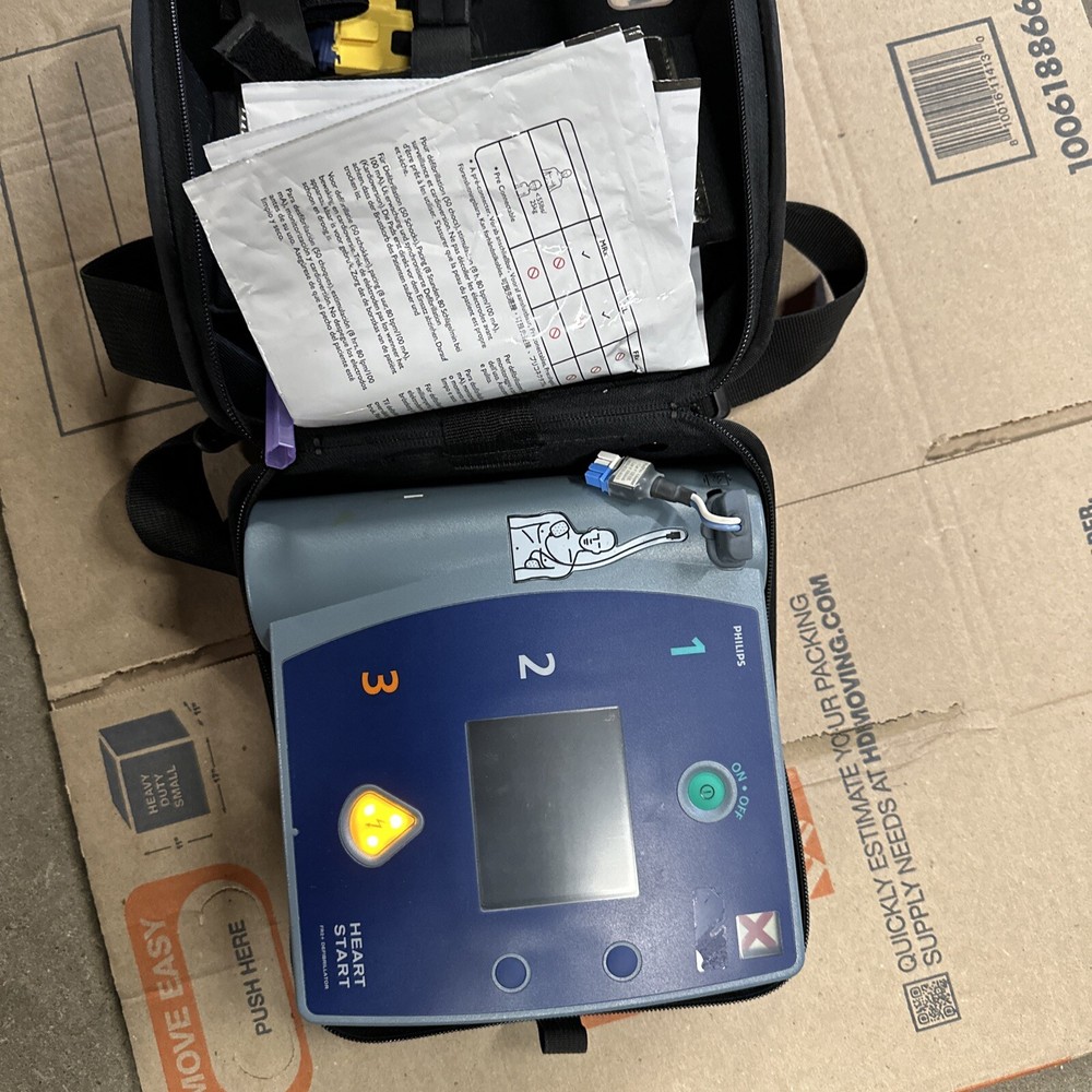 Philips HeartStart FR2+ AED Defibrillator With Pad
