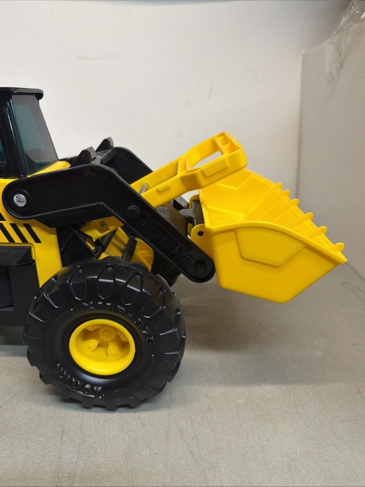 Tonka Steel Classics Front Loader 952 2020 Great Condition