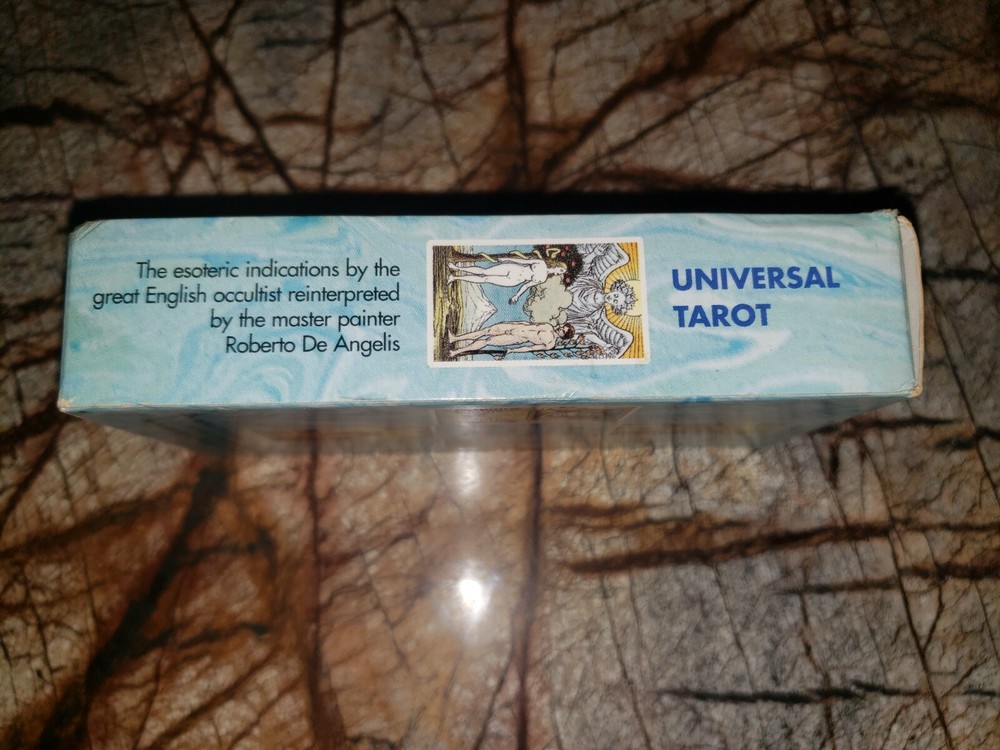 Universal Tarot Deck Wiccan Pagan Metaphysical