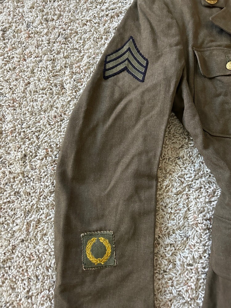 WW2 US Class A Dress Jacket Uniform Coat 37R 1st Service Command Sergeant WWII