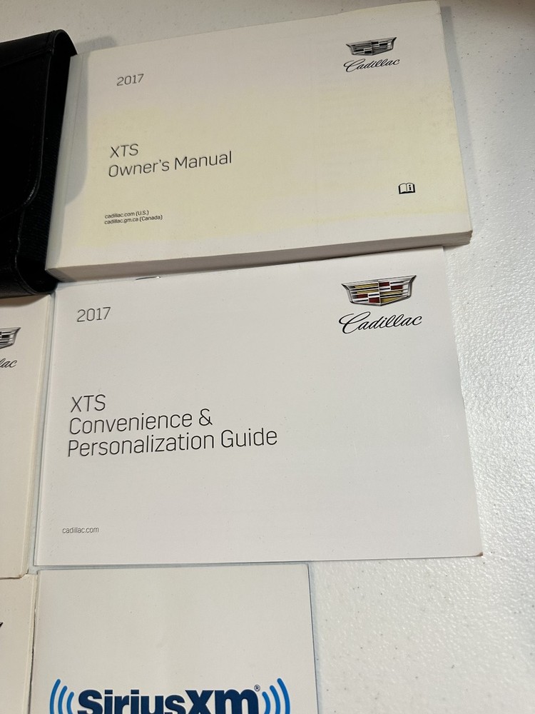 2017 Cadillac XTS Owner's Manual Set