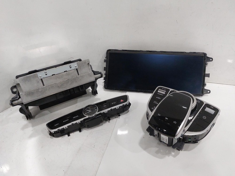 2018 MERCEDES E CLASS OE SAT. NAV. UNIT Satellite Navigation Head Unit