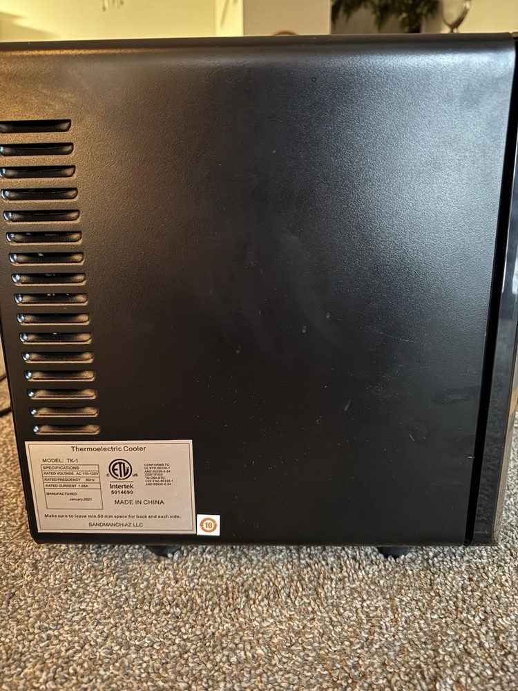 Lockable Mini-Fridge (Terpkooler) - Hardly Used
