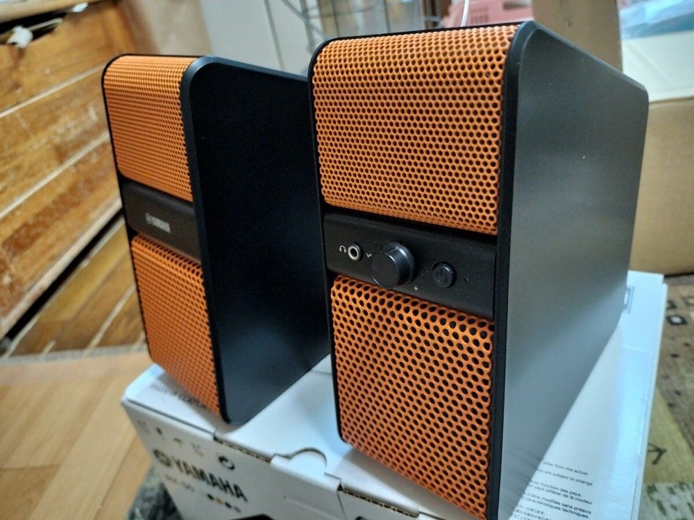 Yamaha NX-50 Computer Speakers Orange Good