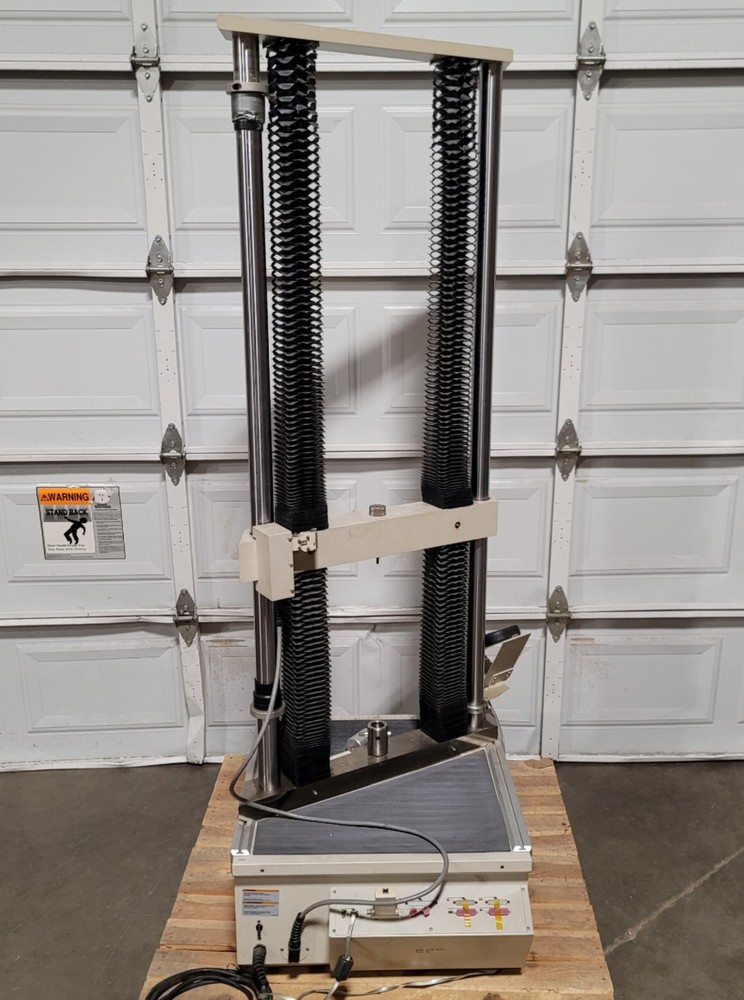 MTS SINTECH 200/S Tension Compression Material Testing Machine System 60ipm, 5kN