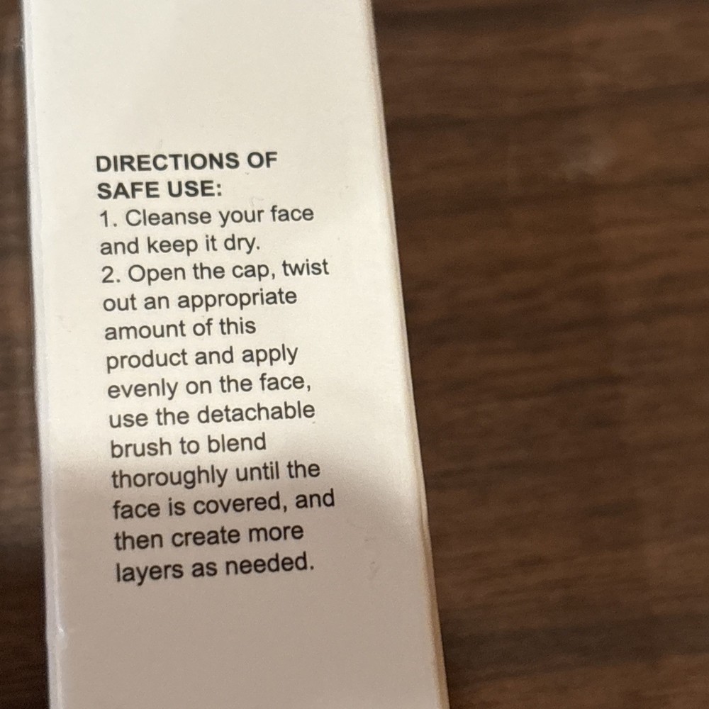COLOR CHANGING FOUNDATION STICK