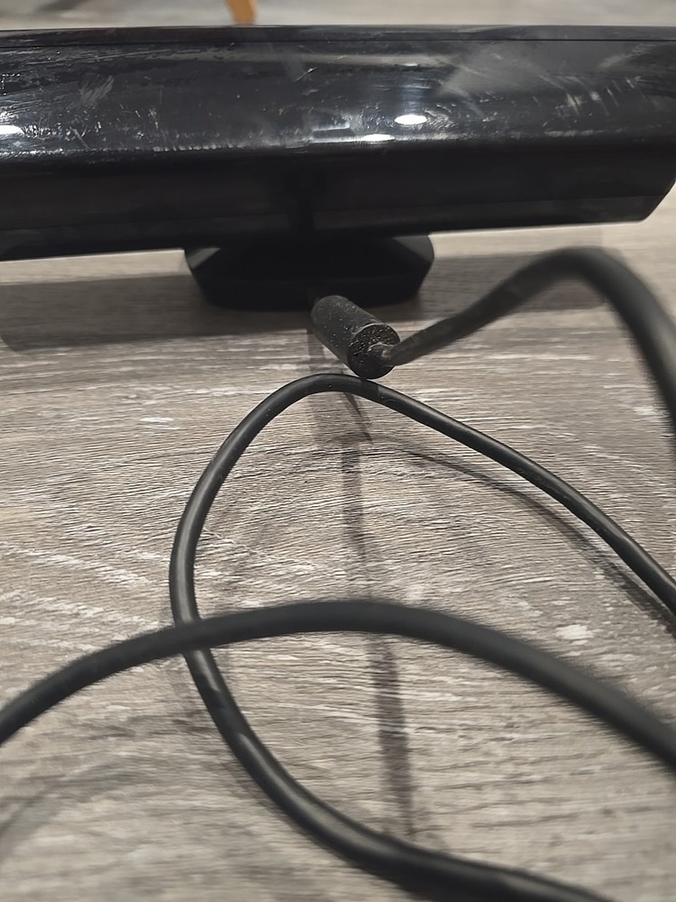 Authentic Genuine Xbox 360 Kinect Sensor Bar OEM