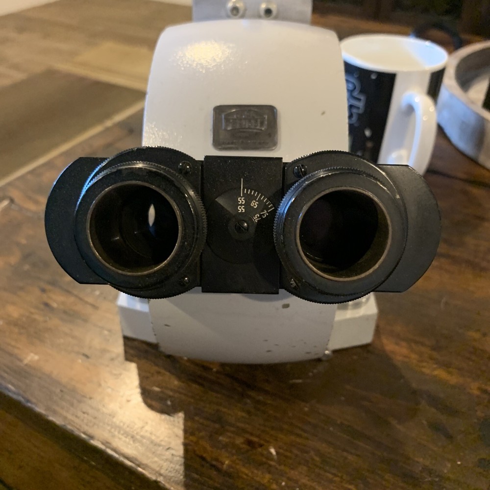 Carl Zeiss Binocular - Sample comparator