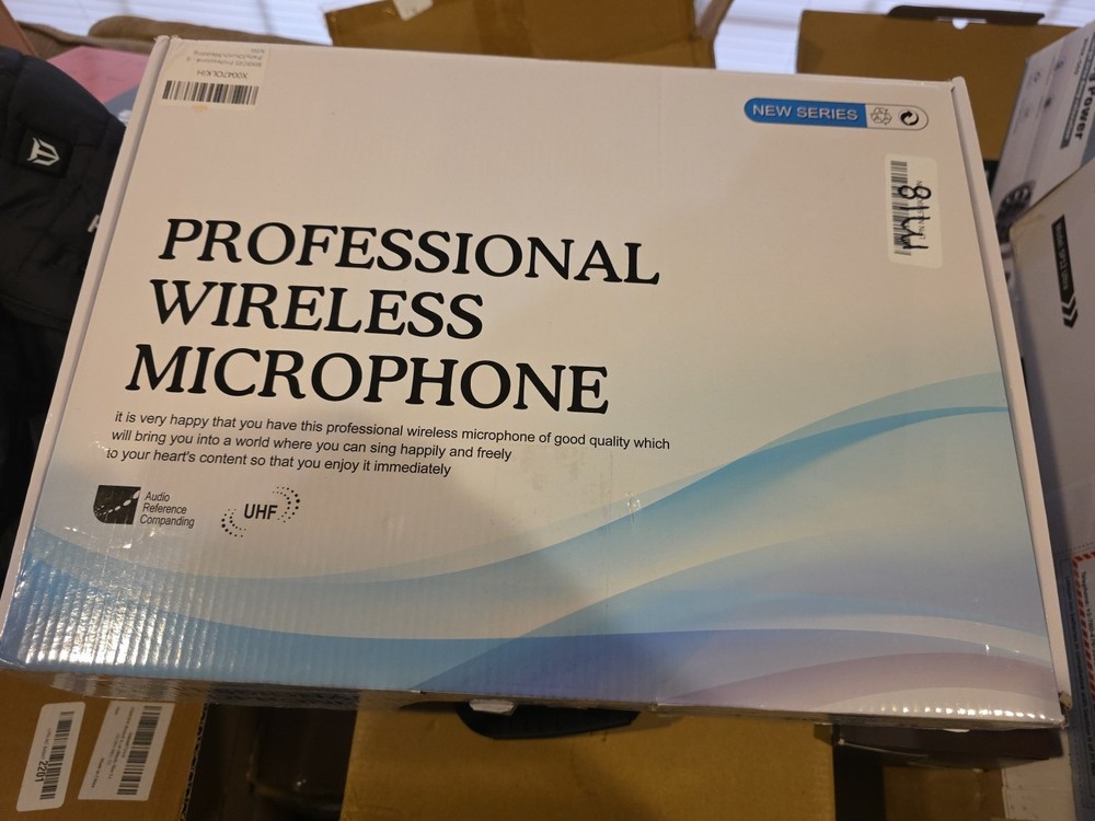 Professional Dual Dynamic Handheld Wireless Microphones, 328ft Range UHF