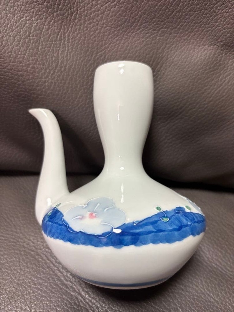 Jug, water pouring, sake cup